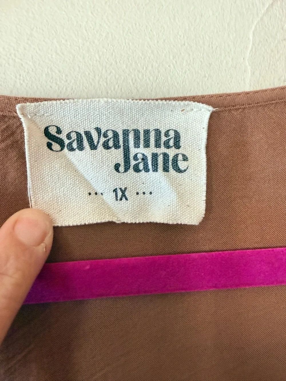 Savanna Jane Brown Embroidered Square-Neck Top size 1X - Picture 3 of 4